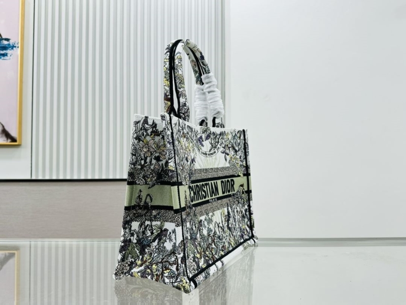 Dior Shopping Bags